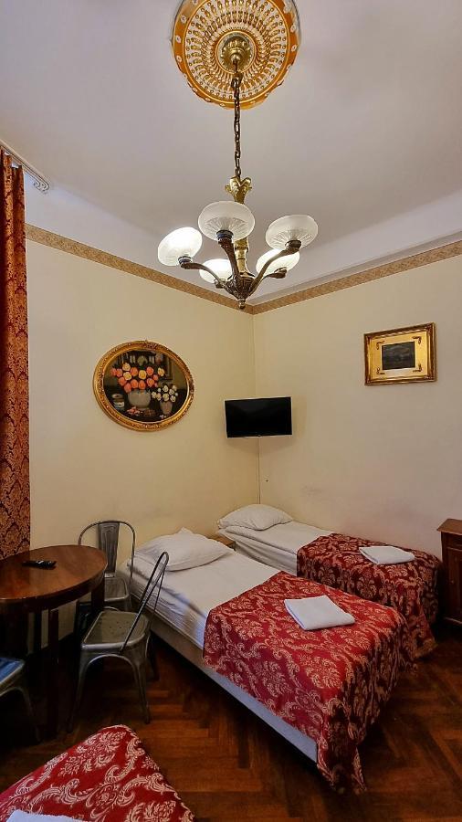Vavelsky Apartments - Old Town クラクフ エクステリア 写真