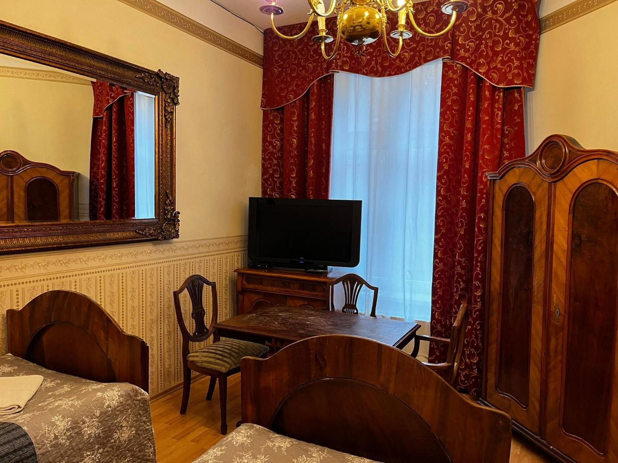 Vavelsky Apartments - Old Town クラクフ エクステリア 写真