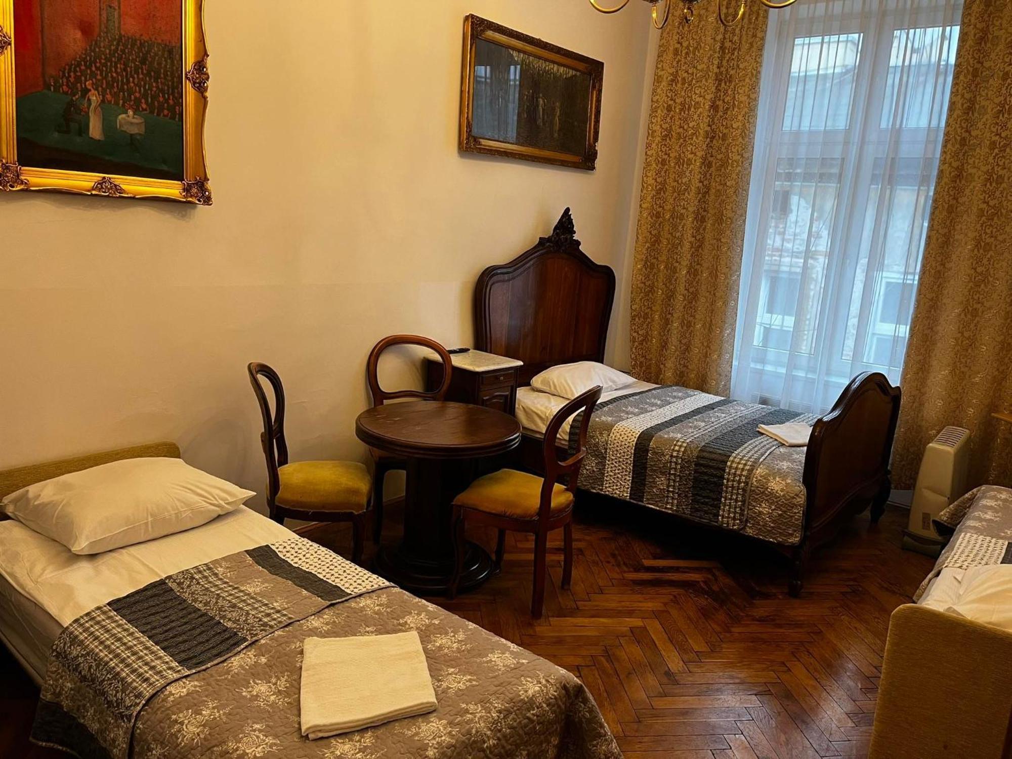 Vavelsky Apartments - Old Town クラクフ エクステリア 写真