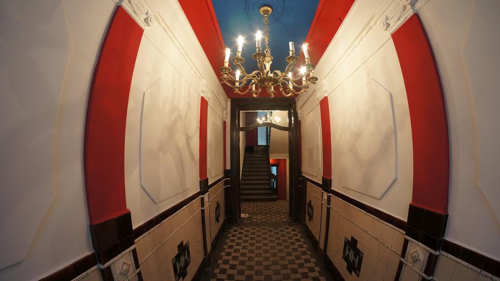 Vavelsky Apartments - Old Town クラクフ エクステリア 写真