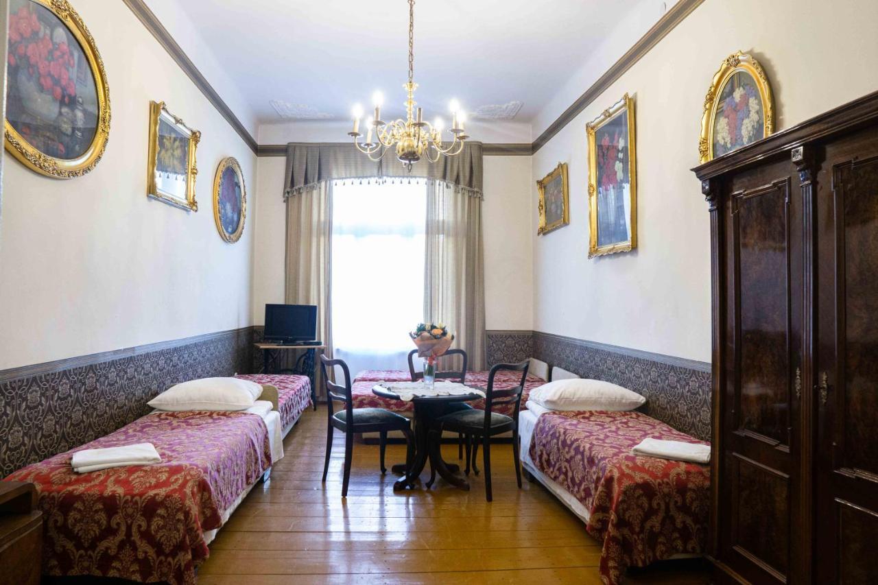 Vavelsky Apartments - Old Town クラクフ エクステリア 写真