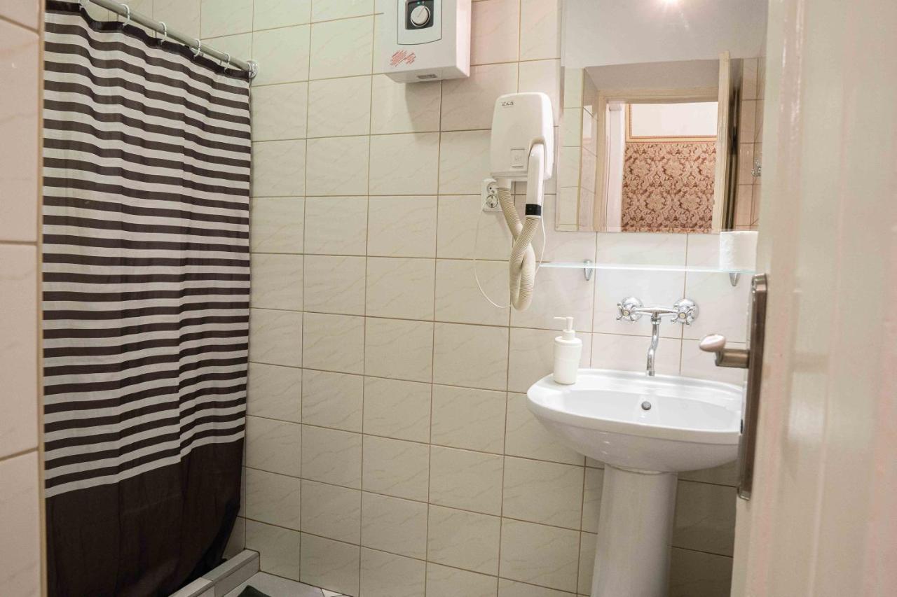 Vavelsky Apartments - Old Town クラクフ エクステリア 写真